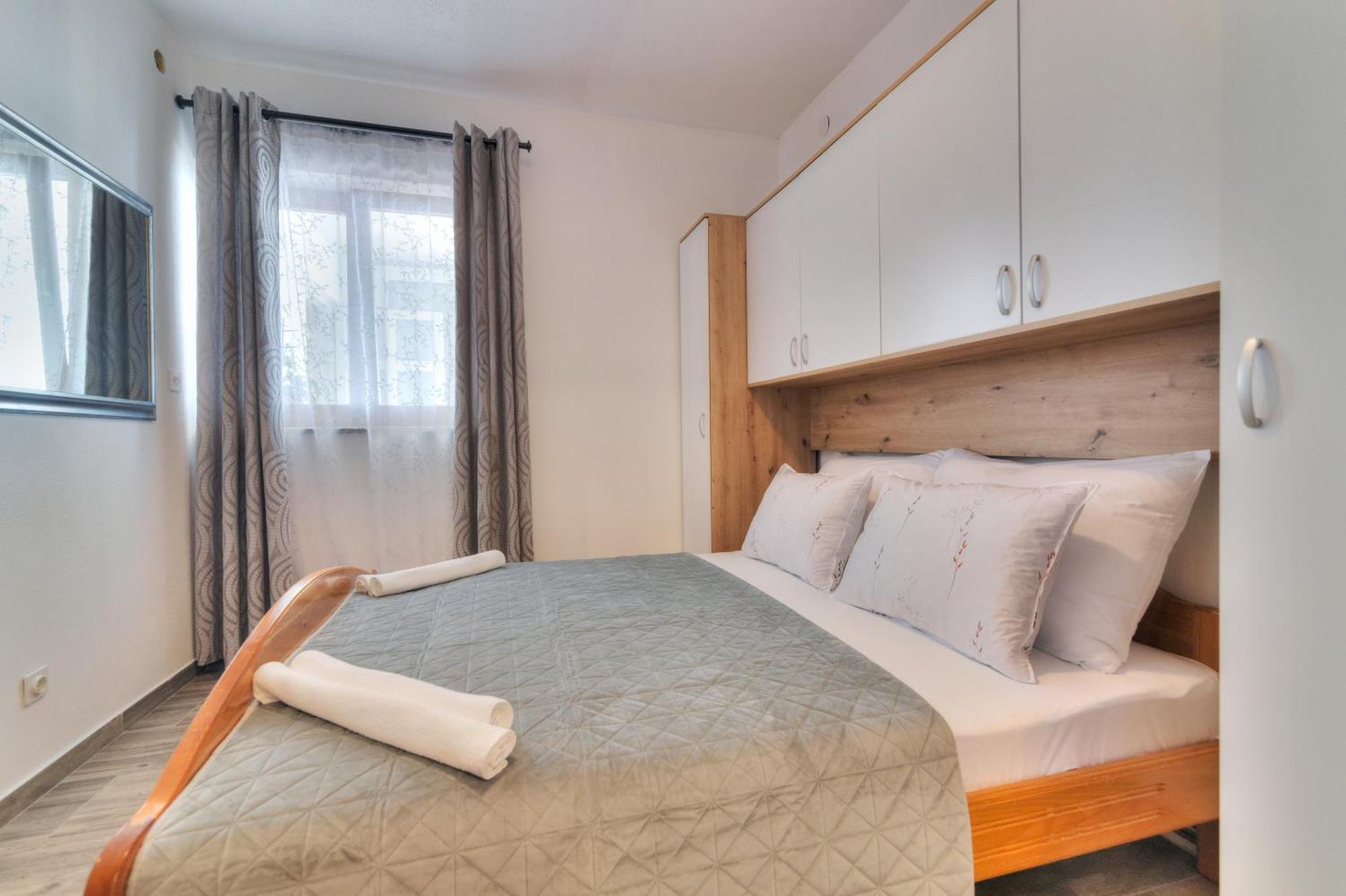 Ivan Apartman Сень Экстерьер фото