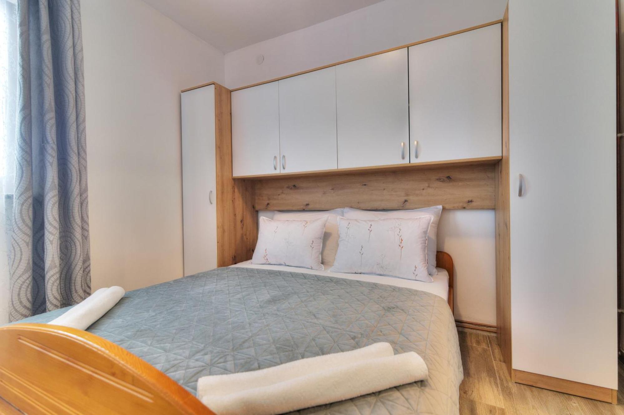 Ivan Apartman Сень Экстерьер фото